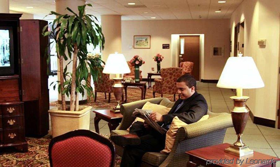 Hampton Inn New Bern Interior photo